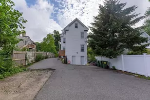 211 Court St, Plymouth, MA 02360 - Photo 4