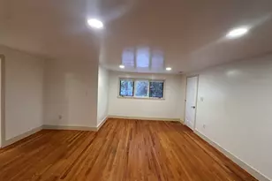 6 Oakland Cir, Wellesley, MA 02481 - Photo 6