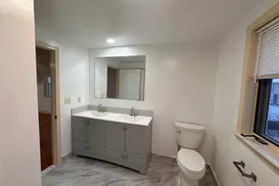 6 Oakland Cir, Wellesley, MA 02481 - Photo 8