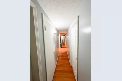 1277 Bay St, Springfield, MA 01109 - Photo 8