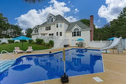 29 Weatherdeck Dr, Bourne, MA 02532 - Photo 1