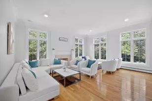 11 Elizabeth Way, Lynnfield, MA 01940 - Photo 12