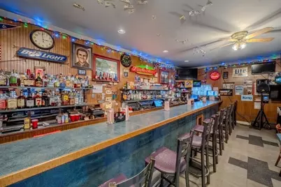 240 Essex St, Haverhill, MA 01832 - Photo 8