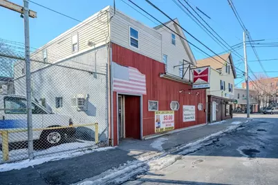 240 Essex St, Haverhill, MA 01832 - Photo 4