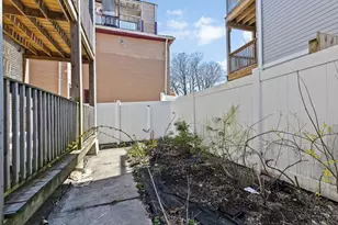 75 Ruthven St, Boston, MA 02121 - Photo 26