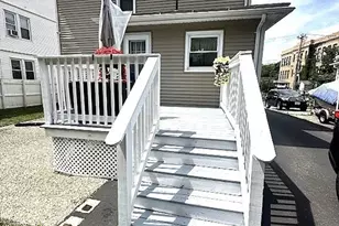 20 Mt Carmel Ave, Chicopee, MA 01013 - Photo 20