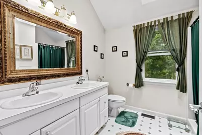 301 Winch St, Framingham, MA 01701 - Photo 32