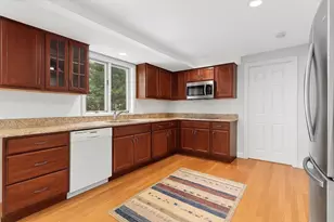 301 Winch St, Framingham, MA 01701 - Photo 6