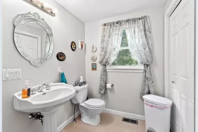 301 Winch St, Framingham, MA 01701 - Photo 30