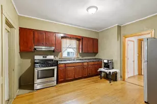 105 Lawton Ave, Lynn, MA 01902 - Photo 10