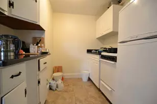 278 Harvard St, Cambridge, MA 02139 - Photo 2