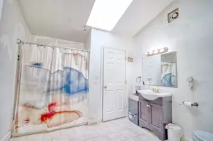 46 Oneida St, Methuen, MA 01844 - Photo 12