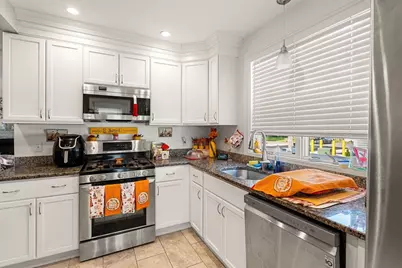 883 Grinnell St, Fall River, MA 02721 - Photo 18