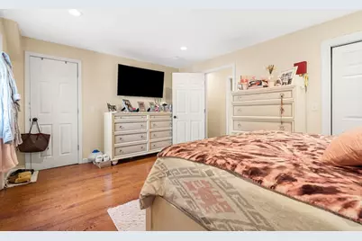 883 Grinnell St, Fall River, MA 02721 - Photo 10