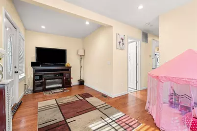 883 Grinnell St, Fall River, MA 02721 - Photo 24