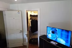 12 Carroll St, Springfield, MA 01108 - Photo 12