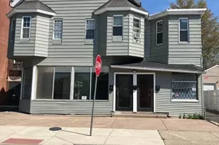 24 Johnson St, Springfield, MA 01108 - Photo 1