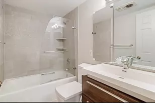 170 Tremont St, Boston, MA 02111 - Photo 10