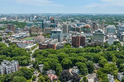 50 Longwood Ave #611, Brookline, MA 02446 - Photo 16