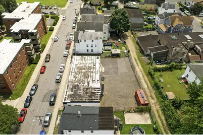 41 N Summer St, Holyoke, MA 01040 - Photo 24