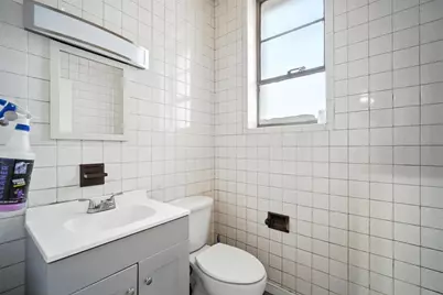 41 N Summer St, Holyoke, MA 01040 - Photo 12