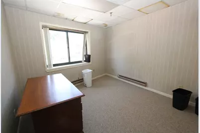 7 Henry St, Worcester, MA 01604 - Photo 22