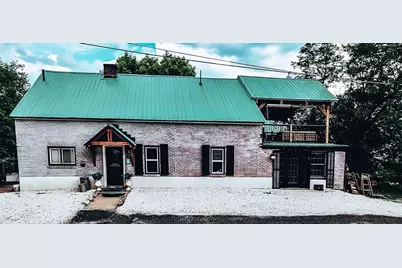 16 Forrest St, North Adams, MA 01247 - Photo 2