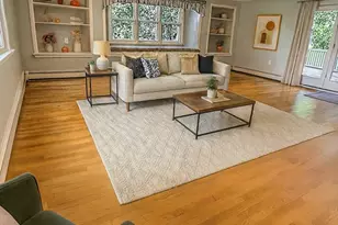 5 Carriage Dr, Chelmsford, MA 01824 - Photo 4