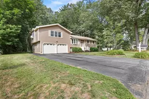 5 Carriage Dr, Chelmsford, MA 01824 - Photo 20