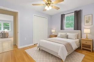 5 Carriage Dr, Chelmsford, MA 01824 - Photo 8