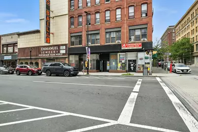 301 High St, Holyoke, MA 01040 - Photo 2