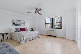 6 Whittier Pl, Boston, MA 02114 - Photo 8