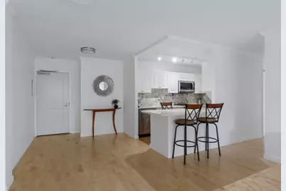 6 Whittier Pl #7E, Boston, MA 02114 - Photo 16