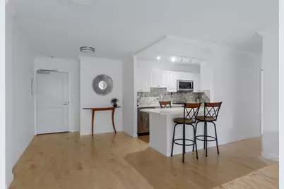 6 Whittier Pl #7E, Boston, MA 02114 - Photo 12
