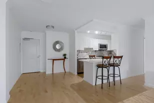 6 Whittier Pl, Boston, MA 02114 - Photo 12