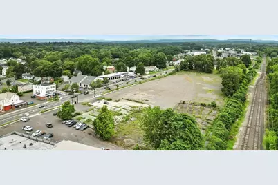 187 King St, Northampton, MA 01060 - Photo 2