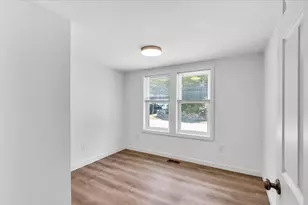 35 Locust St, Wareham, MA 02532 - Photo 12