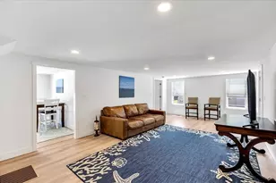 35 Locust St, Wareham, MA 02532 - Photo 8