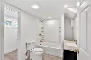 35 Locust St, Wareham, MA 02532 - Photo 14