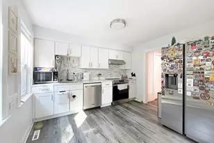 27 Shirley St, Lexington, MA 02421 - Photo 4