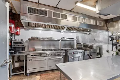 205 Broadway  Unit: 5, Lawrence, MA 01840 - Photo 4