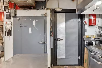 205 Broadway Unit5, Lawrence, MA 01840 - Photo 18