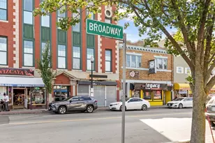 Restaurant Broadway, Lawrence, MA 01841 - Photo 1