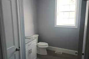 1421 Tremont St, Dighton, MA 02764 - Photo 10