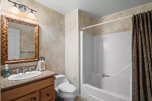 3901 Knightsbridge Close, Worcester, MA 01609 - Photo 38