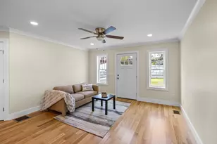 157 State St, New Bedford, MA 02740 - Photo 6