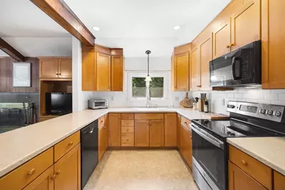 89 Swift Ave, Barnstable, MA 02655 - Photo 14