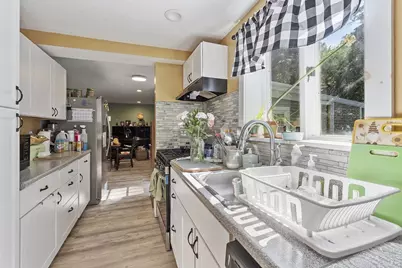 610 South Main St., Orange, MA 01364 - Photo 8
