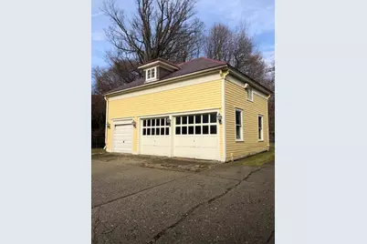 2 Columbia Street, Adams, MA 01220 - Photo 4