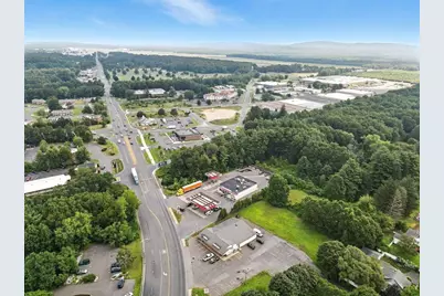 427 N Elm St, Westfield, MA 01085 - Photo 2